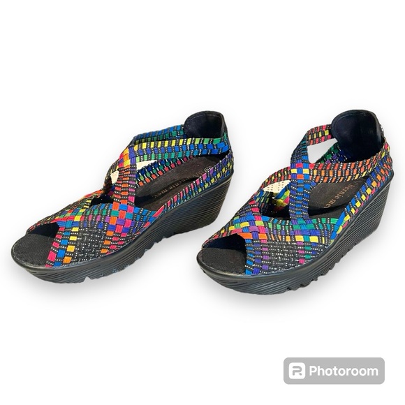 Rainbow Wedges - Picture 2 of 6